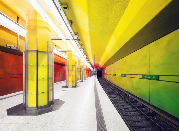 Die farbenfrohe U-Bahn Station Candidplatz München