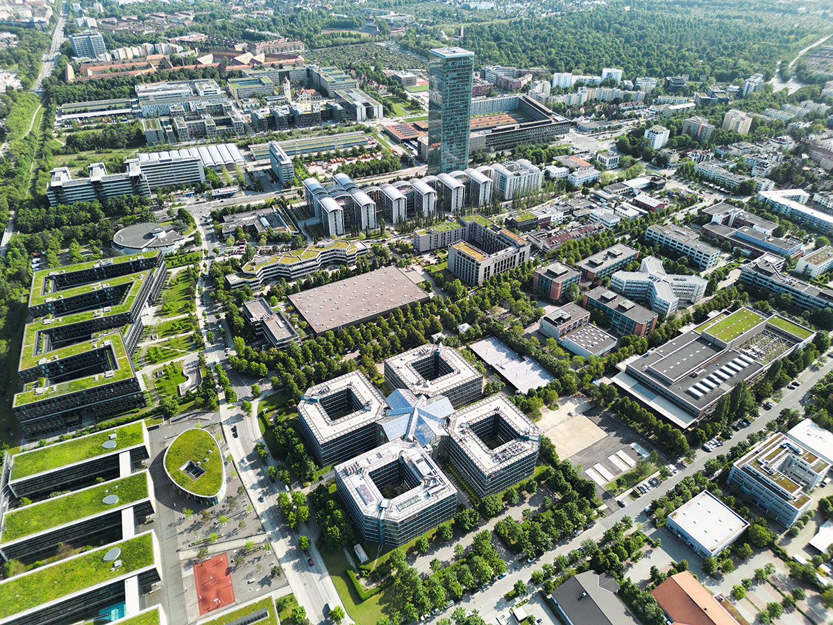 Luftbild Aufnahme eines diverser Business Parks in München