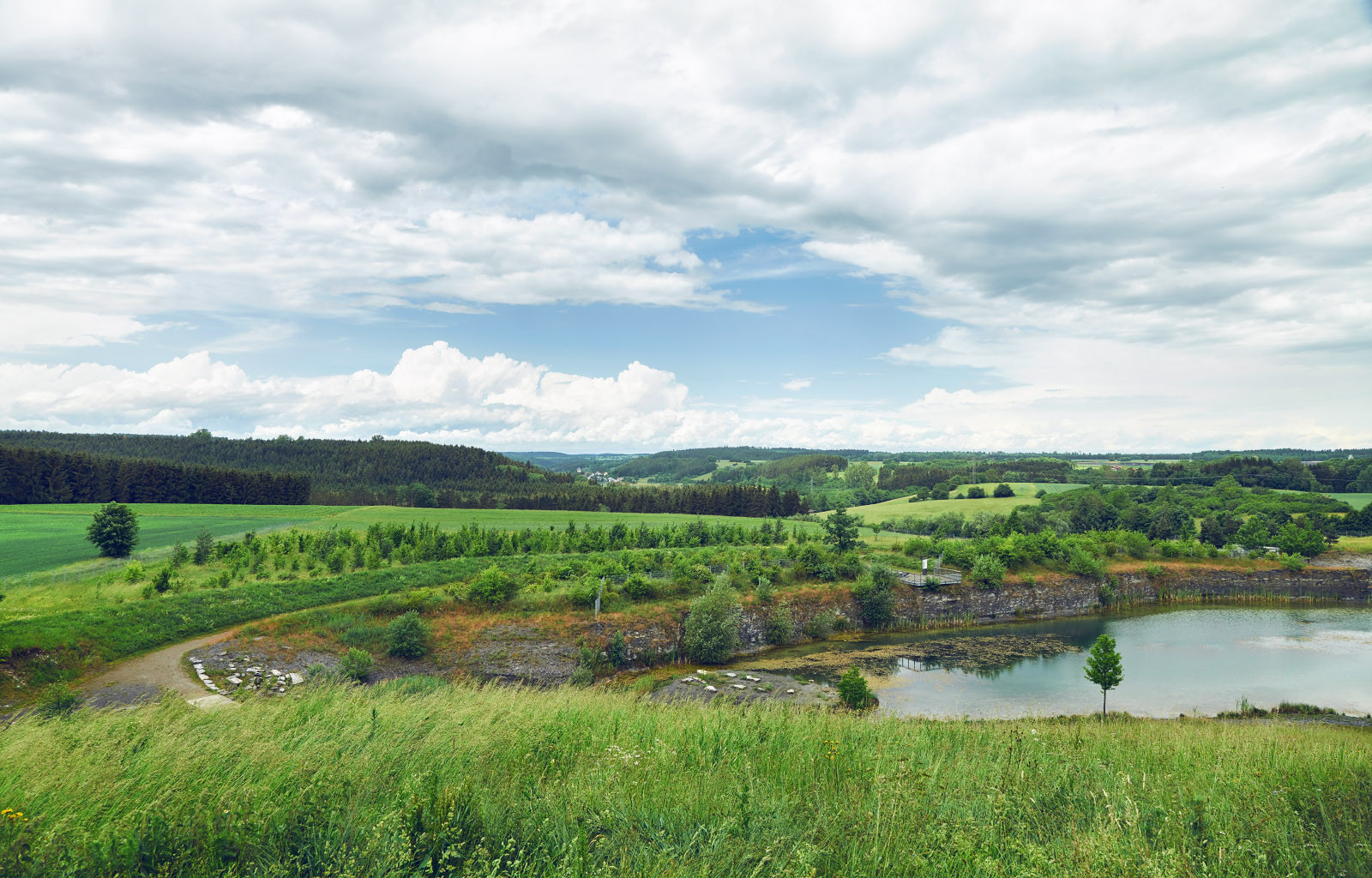 Angrenzender See, des Erholungsparks